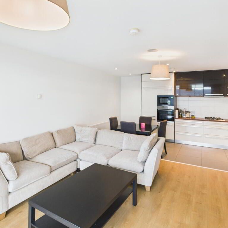 Apartment 6.35 The Arc 2f Queens Road, Belfast, BT3 9FG - Photo 1