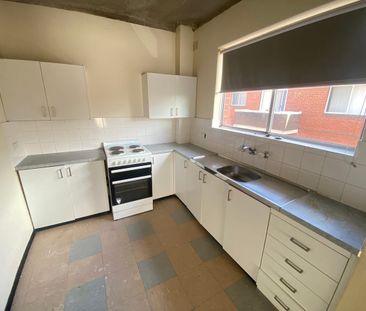 WALK TO SHOPS!!! - Photo 2