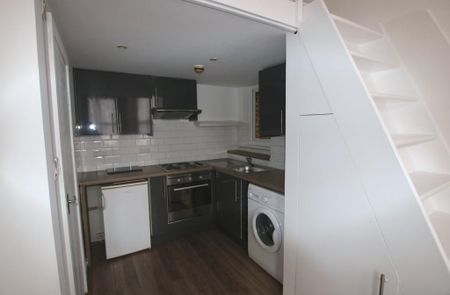1 bedroom flat to rent - Photo 3