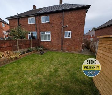 3 bedroom semi-detached house to rent - Photo 2