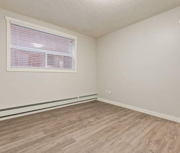 Premier Suite - 1 Bedroom - Photo 3