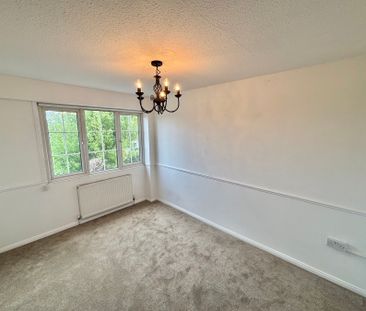 Pikes Crescent, Taunton, Somerset - Photo 6