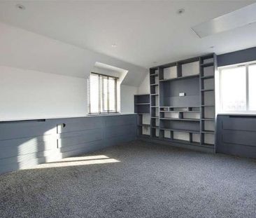 Bluebell Close, Rush Green, Romford, RM7 - Photo 1