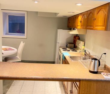 For Lease - 142 Whitchurch Mews, Mississauga, Ontario - Photo 6
