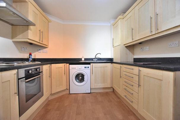 2 bedroom flat to rent - Photo 1