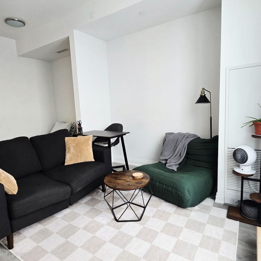 For Lease - 2369 Danforth Avenue Unit# 804, Toronto, Ontario - Photo 1