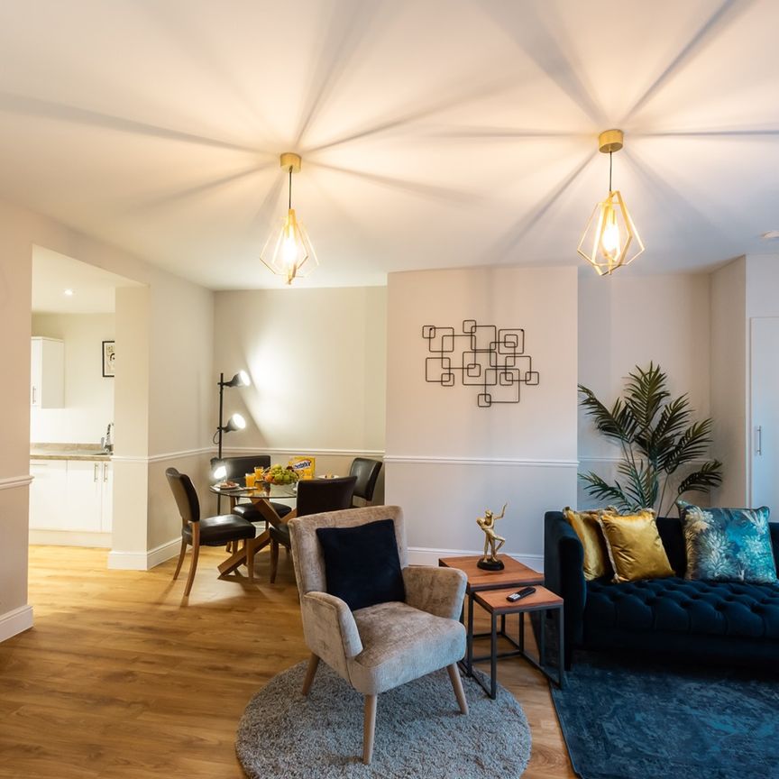 2 Bed Flat, Seymour House, SO16 - Photo 1