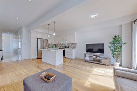 For Lease - 98 Shoreview Place, Hamilton, Ontario - Photo 2