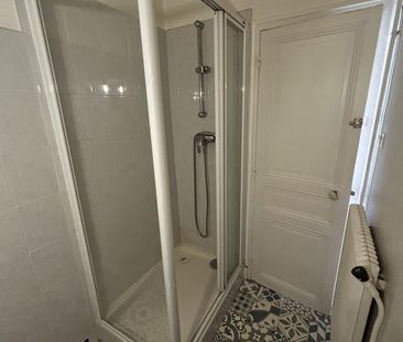 Location Appartement 2 pièces 47m² LE CREUSOT 71200 - Photo 5