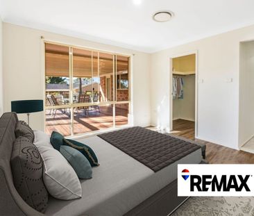 Impressive Family Home Offering Space, Versatility & Lifestyle - Photo 3