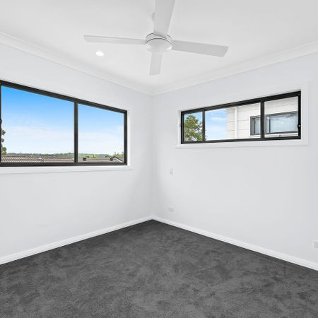 Modern Townhouse Great Location - Photo 3