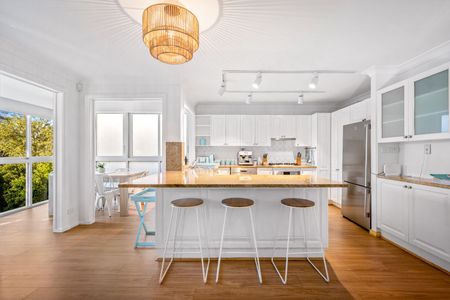 Home For Rent - Photo 2