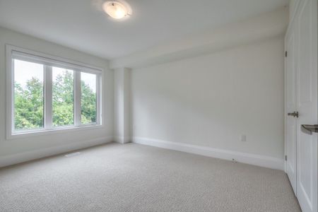 For Lease - 23 Kenneth Wood Crescent, Toronto, Ontario - Photo 5