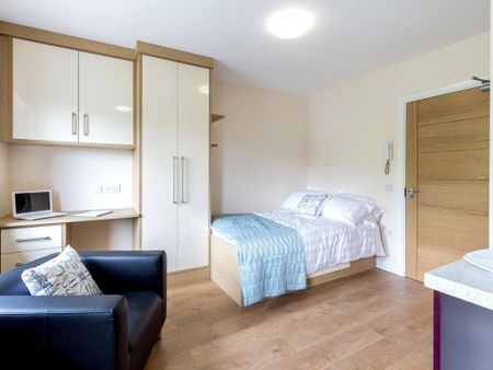 Studio to rent - Photo 3