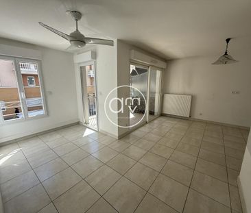 Location Appartement 2 pièces 43m² HYERES 83400 - Photo 1