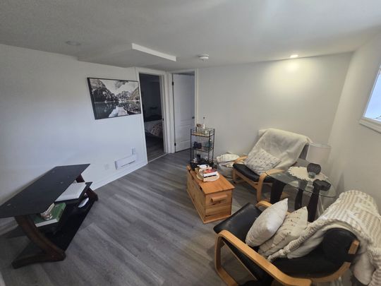 For Lease - 18 Ewing Street Unit# 3, Halton Hills, Ontario - Photo 1
