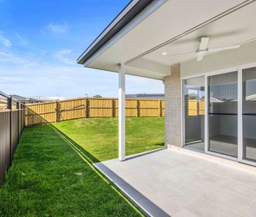 C21 - near New Morayfield Home - Photo 5