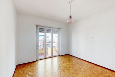 Vivi al meglio: Appartamento 3.5 locali luminoso in posizione strategica - Photo 2