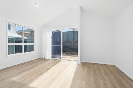32A Eagle Street, Calderwood - Photo 3