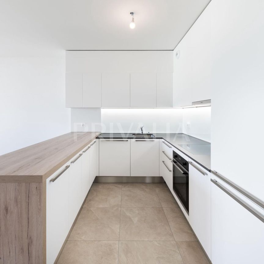 Elégant attique neuf avec vue panoramique - Foto 1