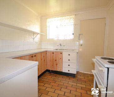 TWO BEDROOM WELL SIZED UNIT - Photo 4