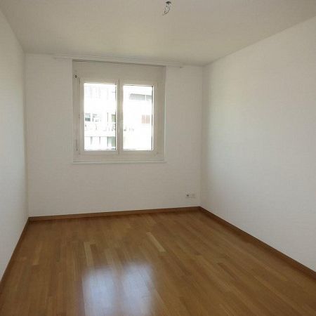 An erhöhter Lage, Nähe Sportanlage - Foto 1