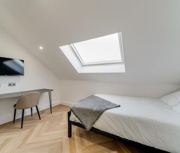 1 bedroom in a house share to rent - Photo 4