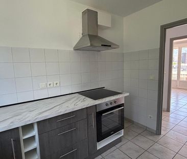 Location Appartement 3 pièces 67m² PRIVAS 07000 - Photo 6
