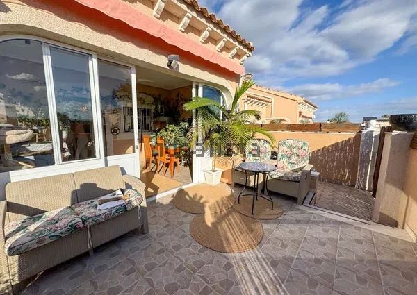 Alquiler de chalet pareado en La Marquesa