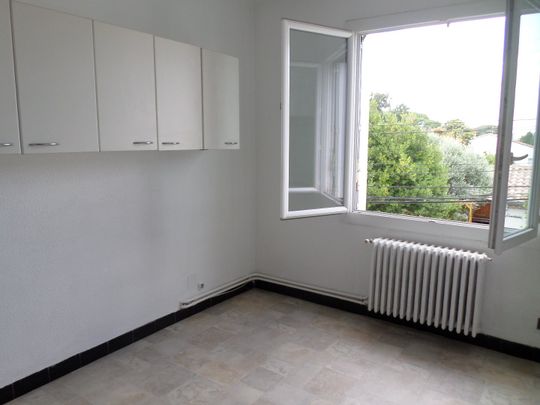 Location Appartement 4 pièces 99m² MONTPELLIER 34070 - Photo 1