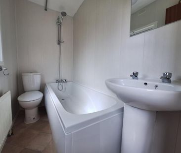 1 bedroom detached house to rent - Photo 5