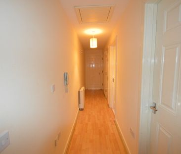 2 bedroom Apartment - MERRIFIELD COURT, WELWYN GARDEN CITY. - Photo 6