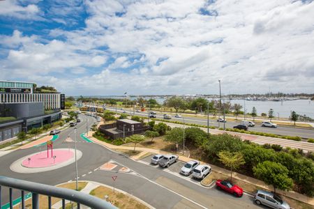 515/2 Barney Street, Southport QLD 4215 - Apartment For Rent - $460 | Domain - Photo 4