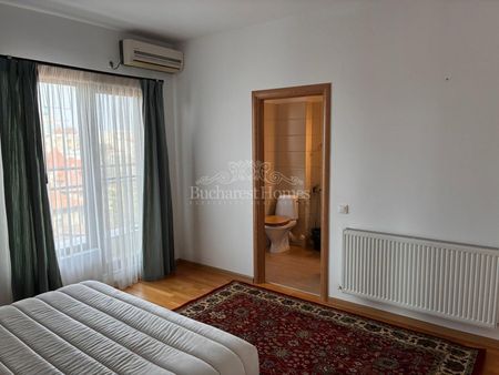 For Rent, Two Bedroom Apartment with Terrace - Piata Romana - Photo 2