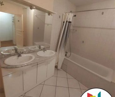 Location appartement 3 pièces - 70m² à Sauxillanges (63490) - Photo 3