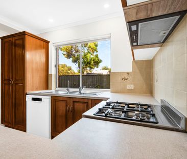 Private Townhouse in Convenient Location - Photo 6