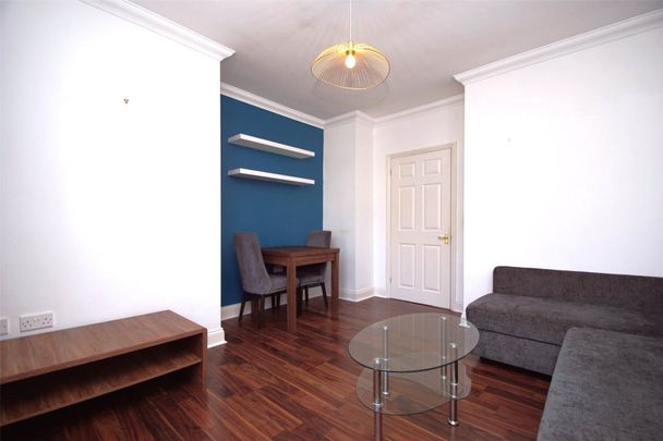 2 bed Upper Floor Flat for rent - Photo 1