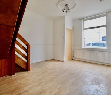 2 Bedroom - Photo 5