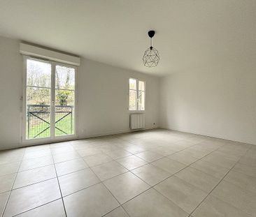 Location Appartement 2 pièces 43m² - Photo 5