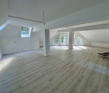 Exklusives Wohnerlebnis: Lichtdurchflutete Maisonette - Photo 1