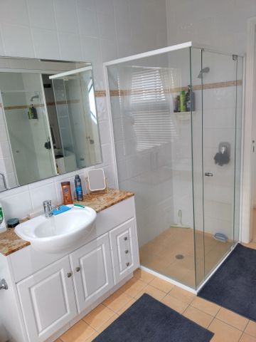 Broadbeach - Photo 5