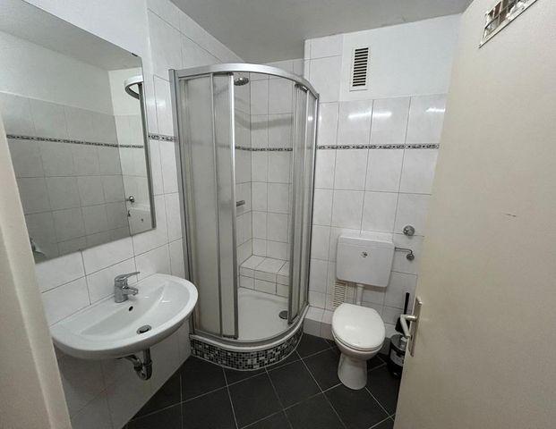 Möbliertes Frauen-WG Zimmer in bester Wuppertaler Lage! - Foto 1