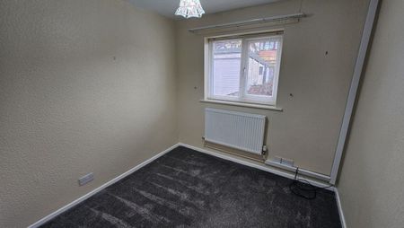 Botany Close, Heywood - Photo 2