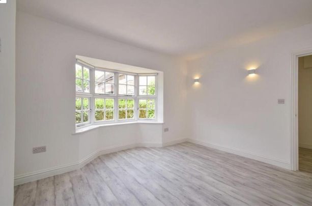 1 bedroom ground floor flat to rent - Photo 1