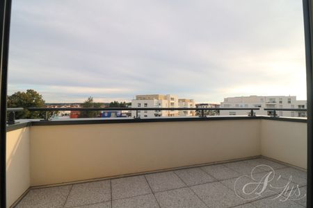 YUTZ – Appartement 2 pièces – Une chambre – Terrasse – Box en sous-sol - Photo 3