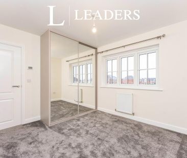 3 bedroom terraced house to rent - Photo 4