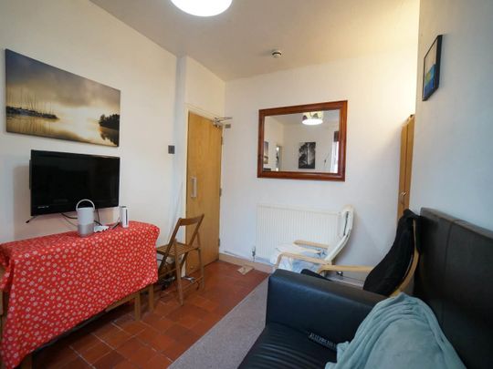 53 Garth Road - Photo 1