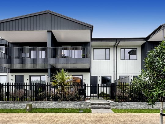 14 Juniper Drive, Papakura, Auckland - Photo 1