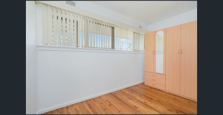 Charming Three-Bedroom Family Home in the Heart of Liverpool - Photo 5