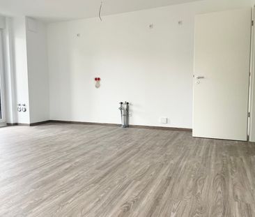 Neubau! 3-Zimmer-Wohnung mit Einbauküche, Tiefgaragenstellplatz und Ostbalkon in Rostock-Groß Klein - Photo 5